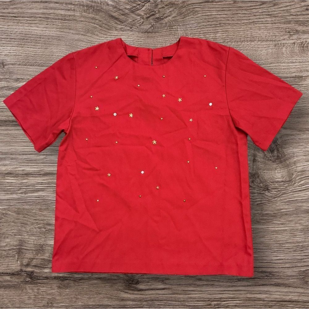 City Girl Red Star-Embellished Women's Vintage Vibe Short Sleeve Top